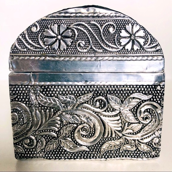 REDUCED‼️Vintage Silver Metal Handmade Forged Chest - Picture 3 of 6